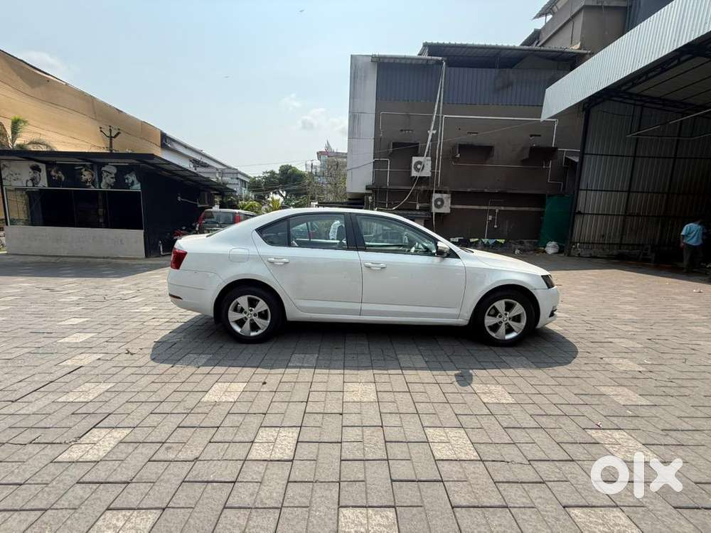 Skoda Octavia 2018 Petrol 551677 Km Driven