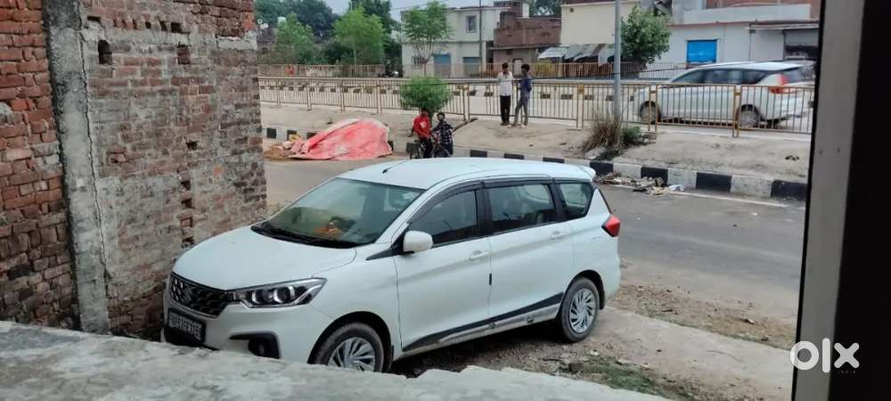 Maruti Ertiga Vxi 2025