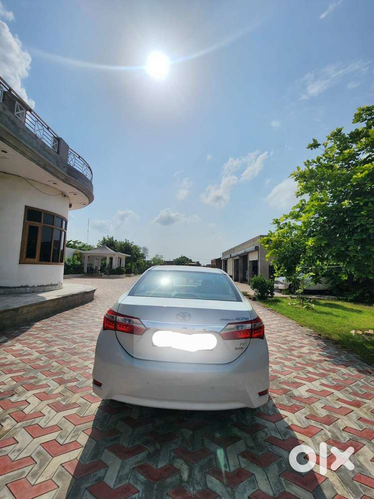 Toyota Corolla Altis 2014