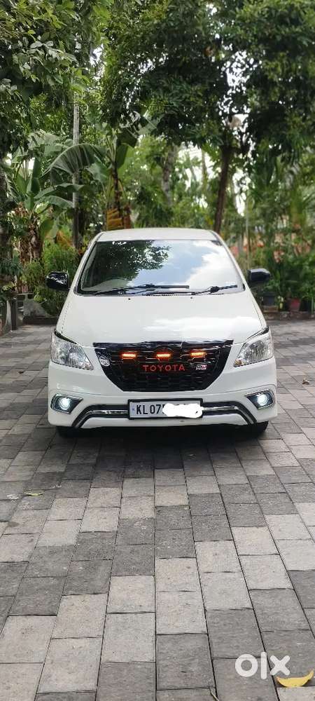 Toyota Innova 2010 Diesel Well Maintained