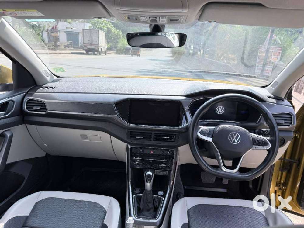Volkswagen Taigun 1.0 Tsi Topline At, 2023, Petrol