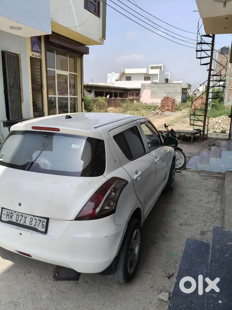 Maruti Suzuki Swift 2016