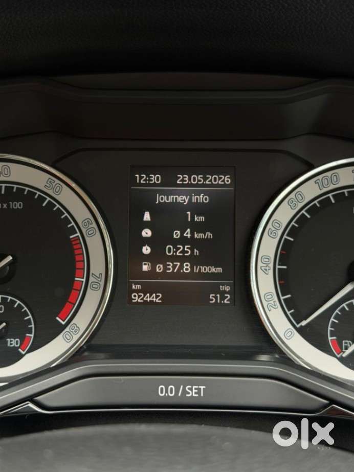 Skoda Superb 2.0 L&k Tsi At, 2021, Petrol
