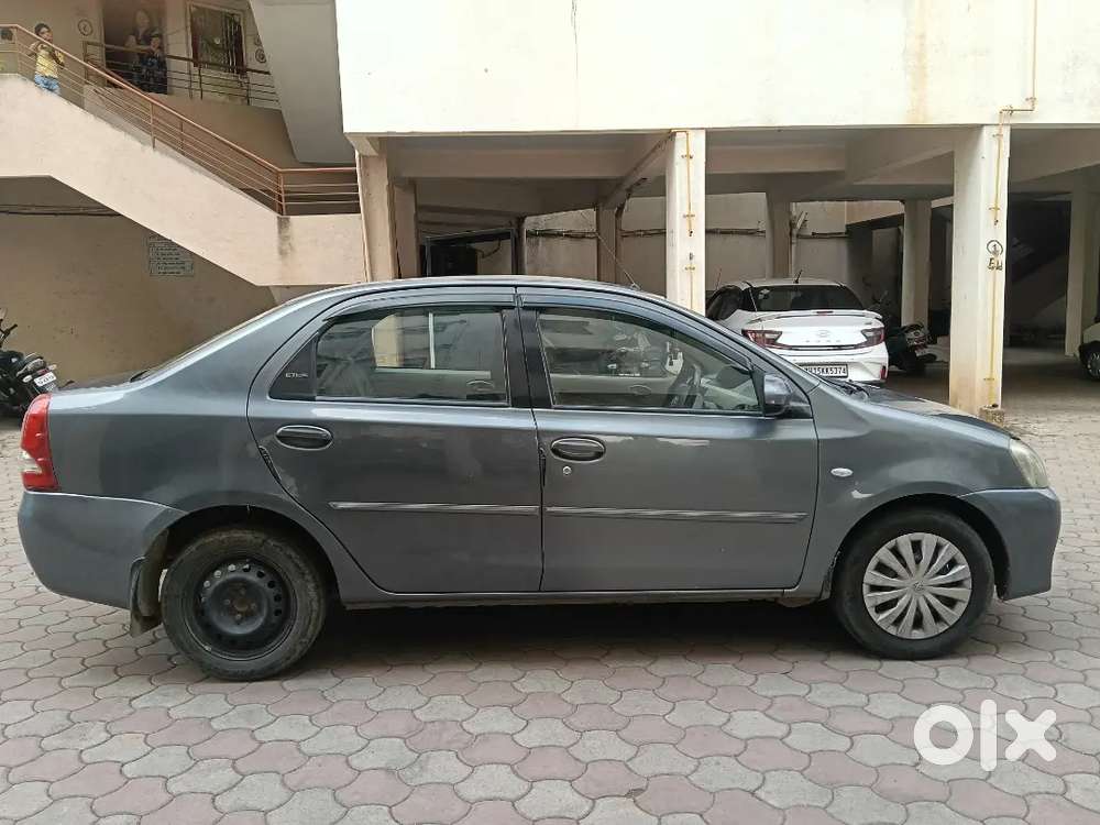 Toyota Etios 2014 Diesel 165000 Km Driven