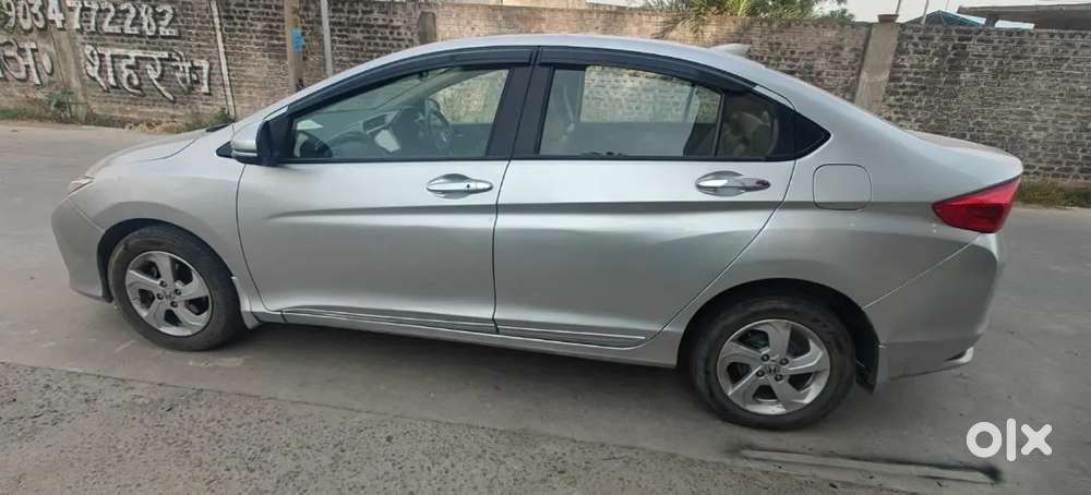 Honda City 2016  Top Model Sunroof Hr70no