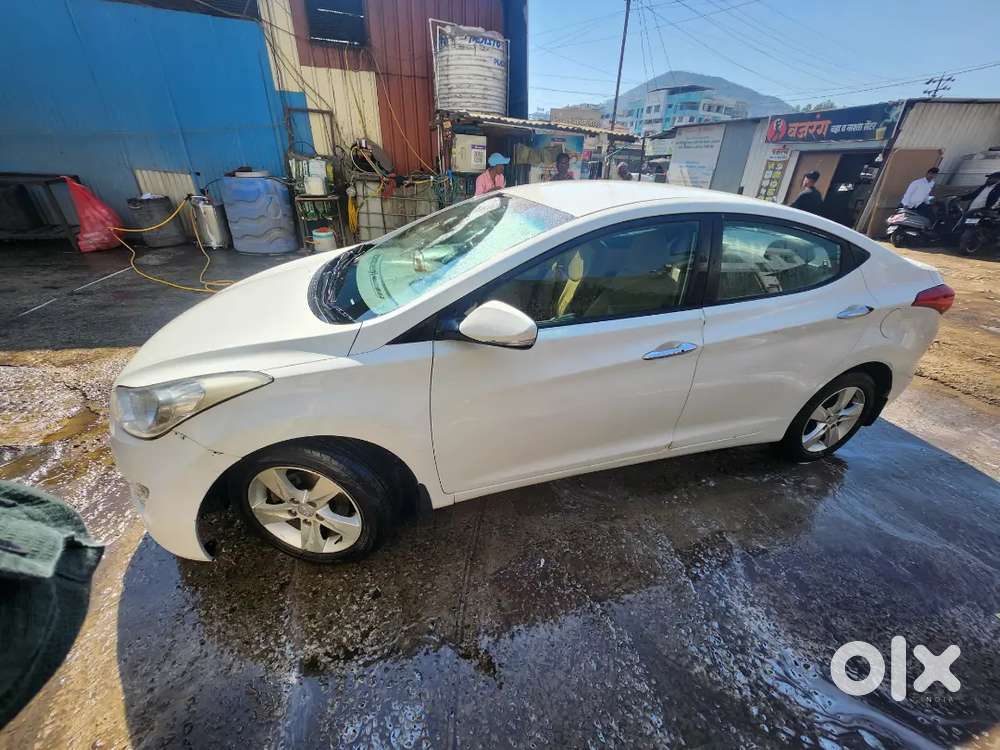 Hyundai New Elantra 2013