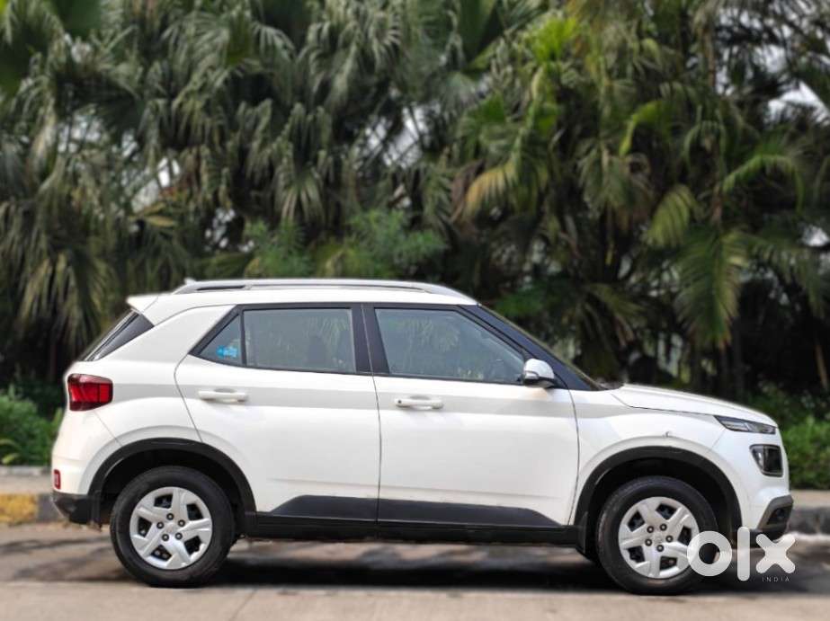 Hyundai Venue 1.2 S Plus, 2021, Petrol