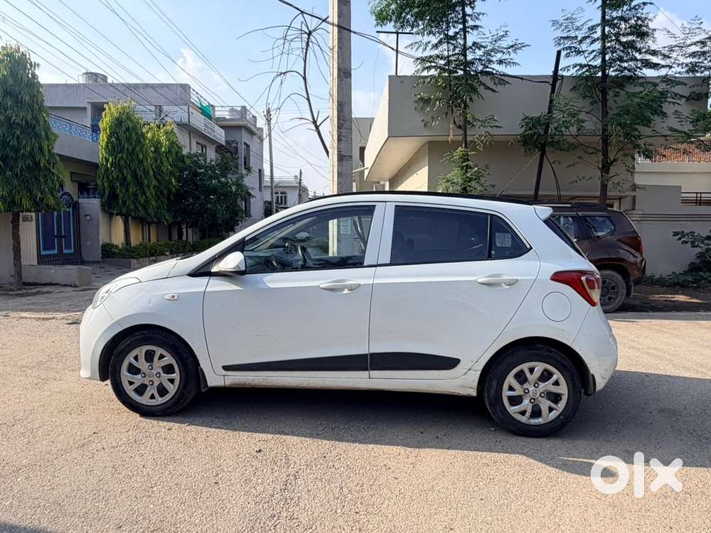 Hyundai Grand I10 2019 Model Car