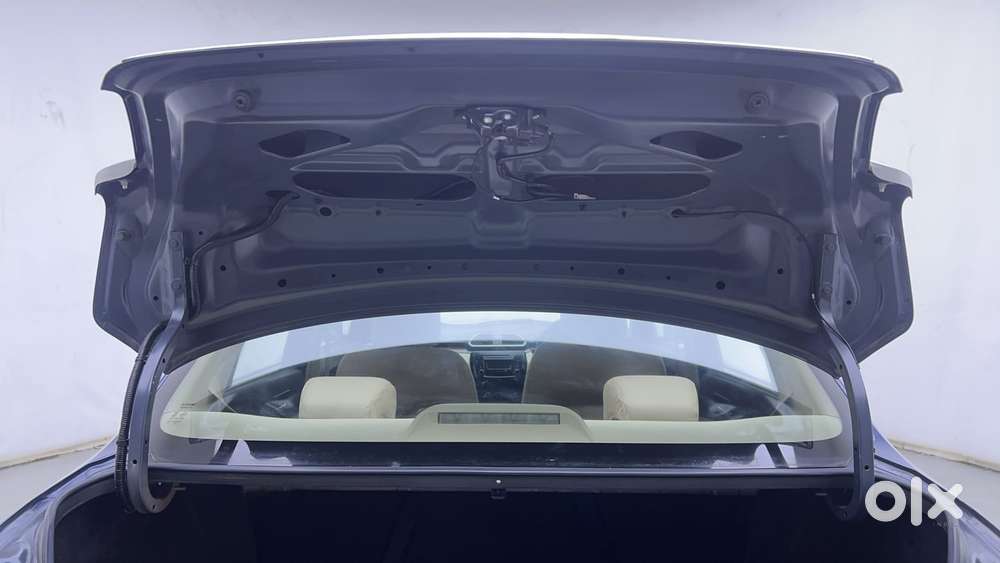 Maruti Suzuki Dzire 1.2 Vxi, 2019, Petrol