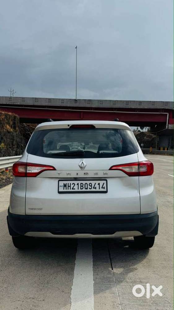 Renault Triber Rxz, 2022, Petrol