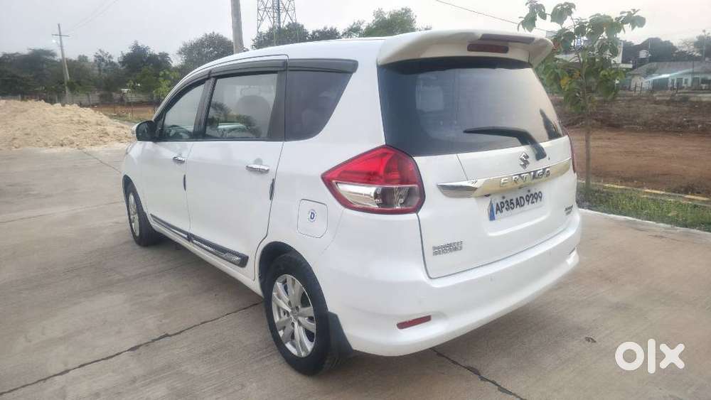 Maruti Suzuki Ertiga Zdi+ Shvs, 2015, Diesel