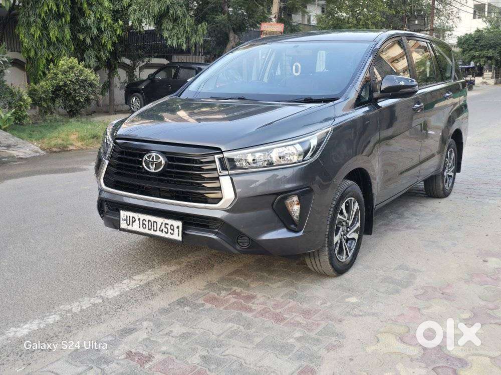 Toyota Innova Crysta 2.4 G Plus Mt 7 Str, 2022, Diesel