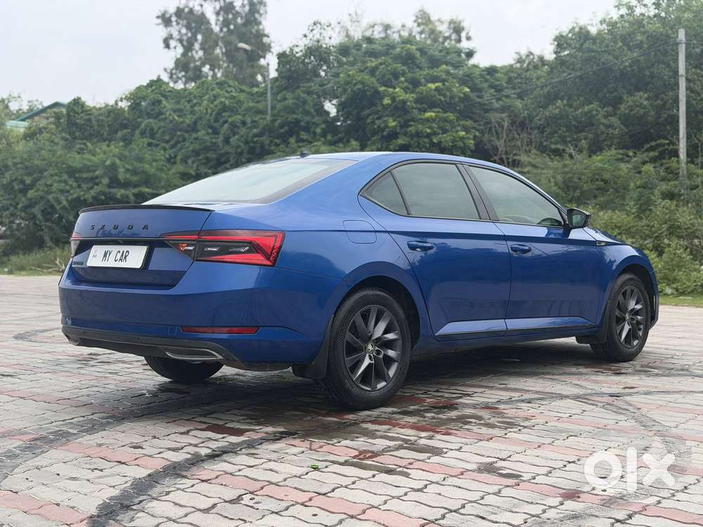 Skoda Superb Sportline 1.8 Tsi At, 2021, Petrol