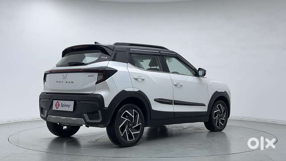 Mahindra Xuv 3xo Ax7l Petrol Mt, 2024, Petrol