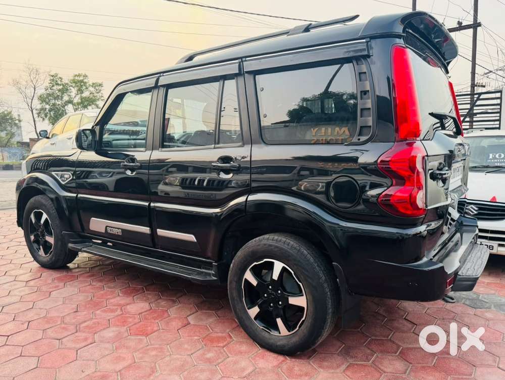 Mahindra Scorpio Classic 2.2 S 11 Mt 7 Cc, 2024, Diesel
