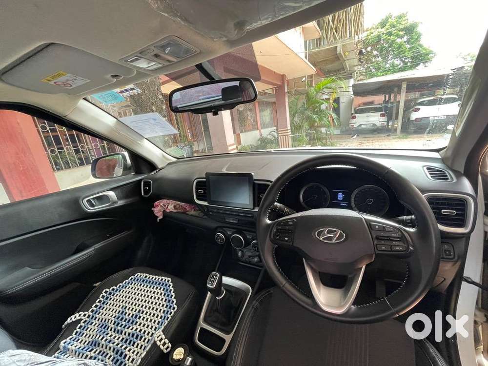 Hyundai Venue 2020 Diesel Well Maintained