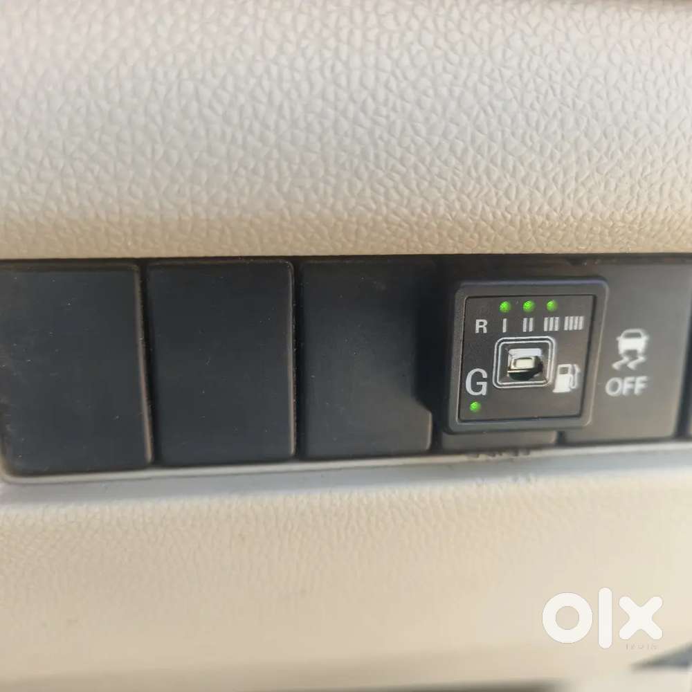 Maruti Suzuki Dzire 2023 Petrol 120000 Km Driven