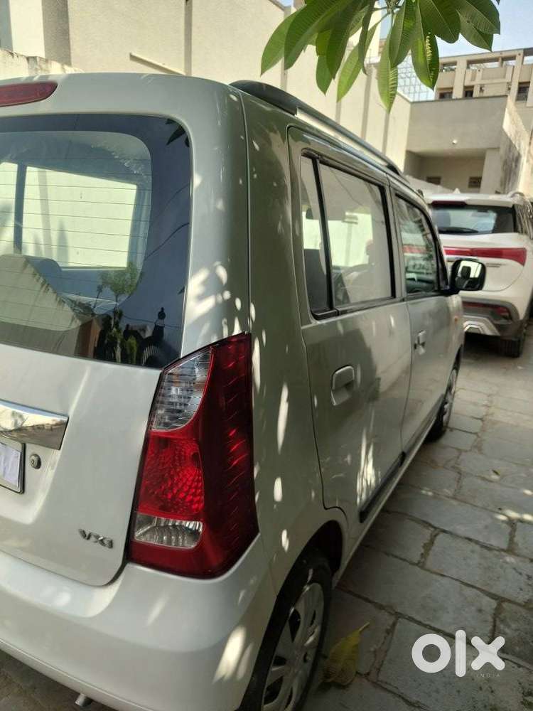 Maruti Suzuki Wagon R 1.0 Vxi, 2015, Petrol
