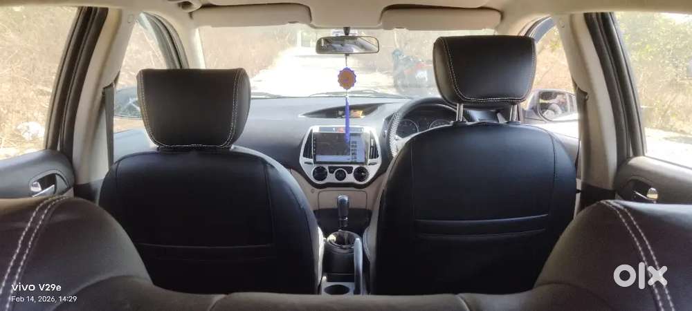 Hyundai Elite I20 2014 Diesel 80000 Km Driven