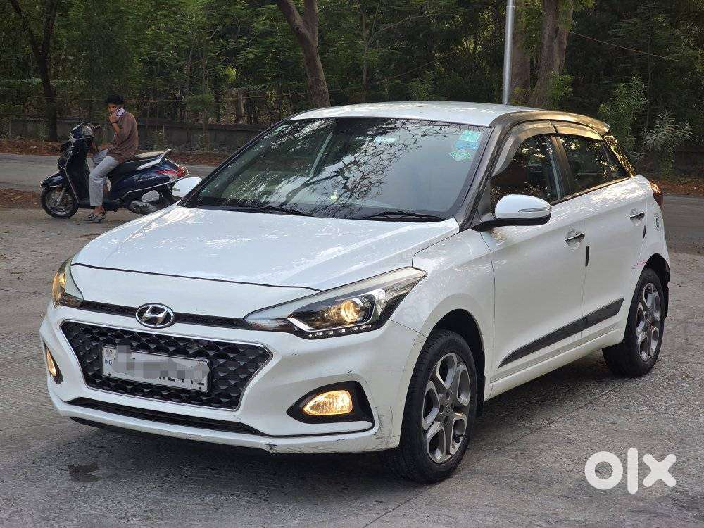 Hyundai I20 Asta (o) 1.2 Mt Dual Tone, 2019, Cng & Hybrids