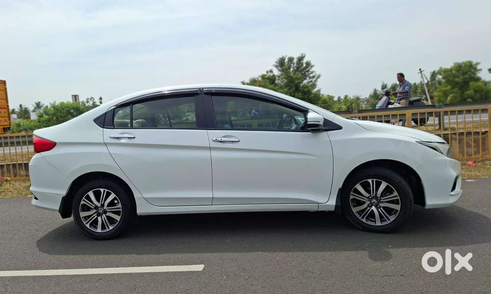 Honda City 1.5 V 4th Gen I-vtec Mt, 2021, Petrol