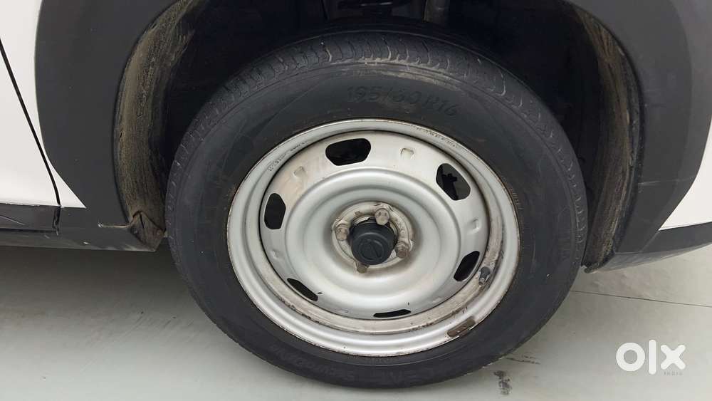 Nissan Magnite 1.0 Xe, 2023, Petrol