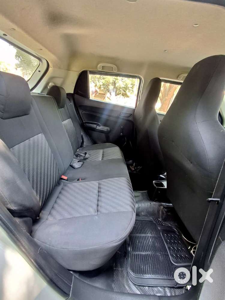 Maruti Suzuki Swift Lxi Option, 2020, Petrol
