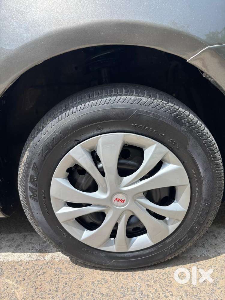 Maruti Suzuki Dzire 1.2 Vxi, 2015, Petrol