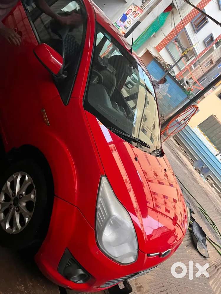 A Great Condition Ford Figo 1.2 Titanium 2013