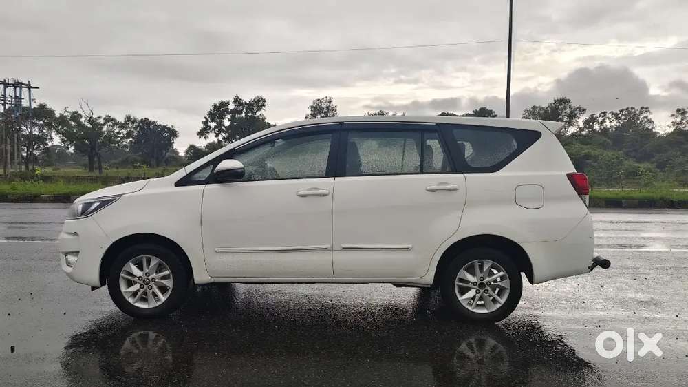Toyota Innova Crysta 2.4 G 2018