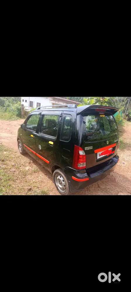 No Accident, Show Room History,tayar 90%,