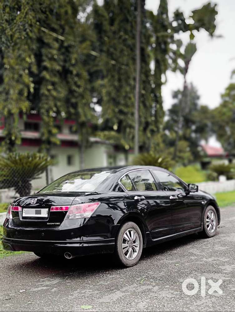 Honda Accord 2.4 At 2010 Black