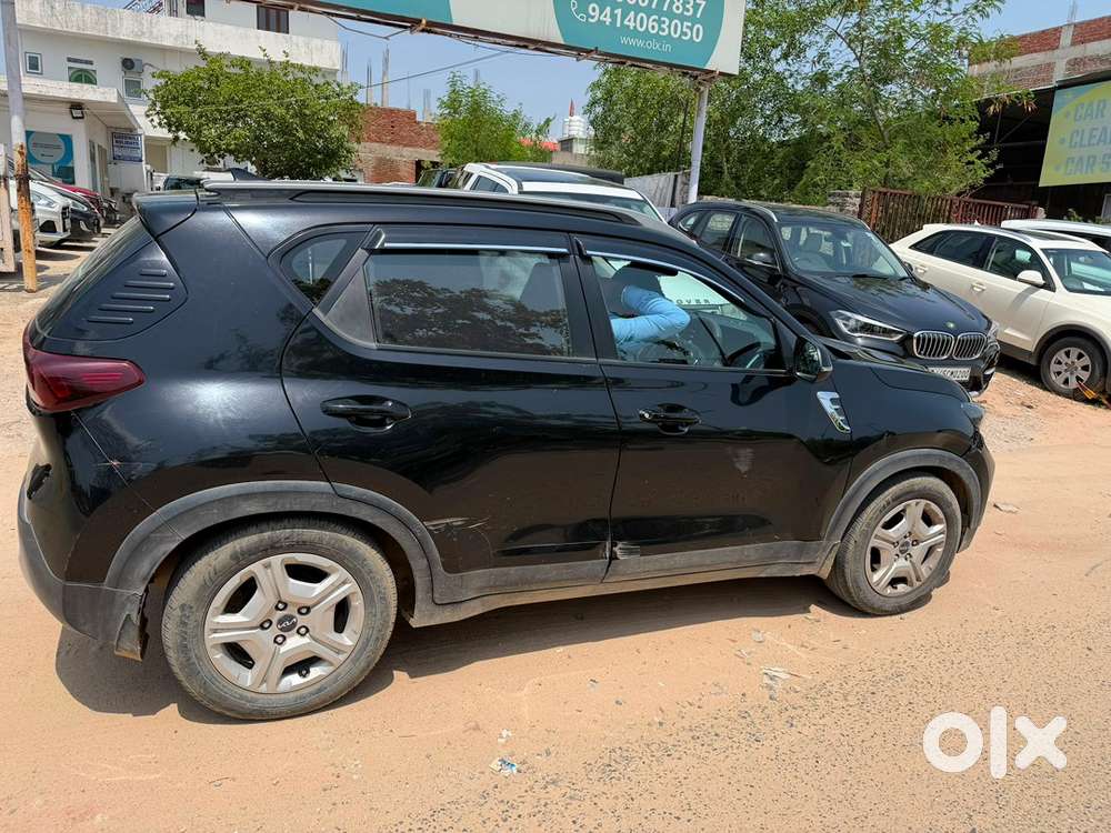 Kia Sonet Petrol 2022
