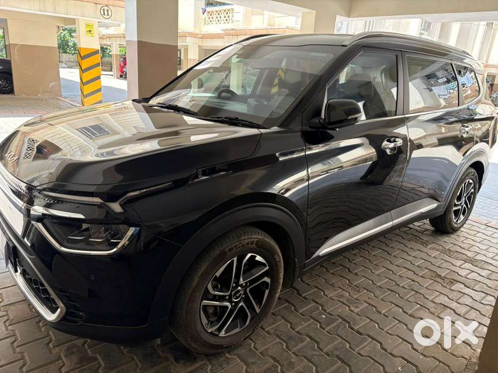 Kia Carens Luxury Plus 2023 Diesel Imt 16000 Km Driven