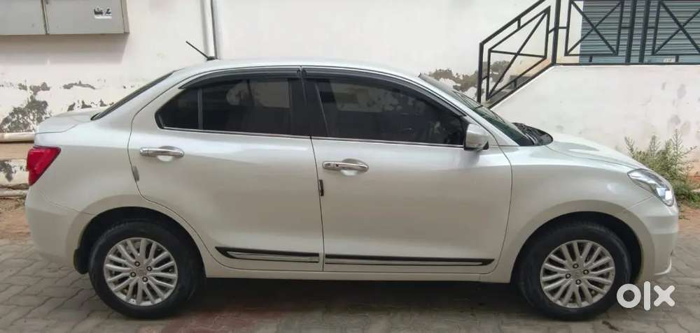 Maruti Suzuki Dzire 2023 Petrol Well Maintained