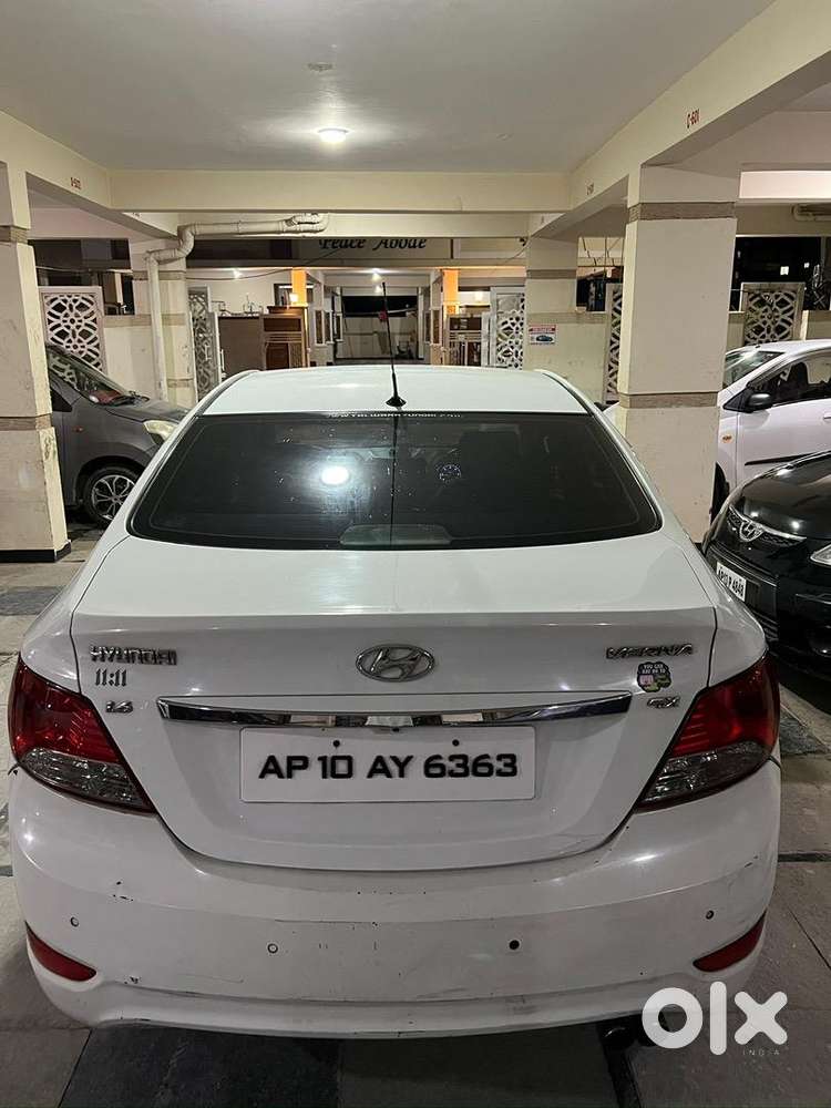 Hyundai Fluidic Verna