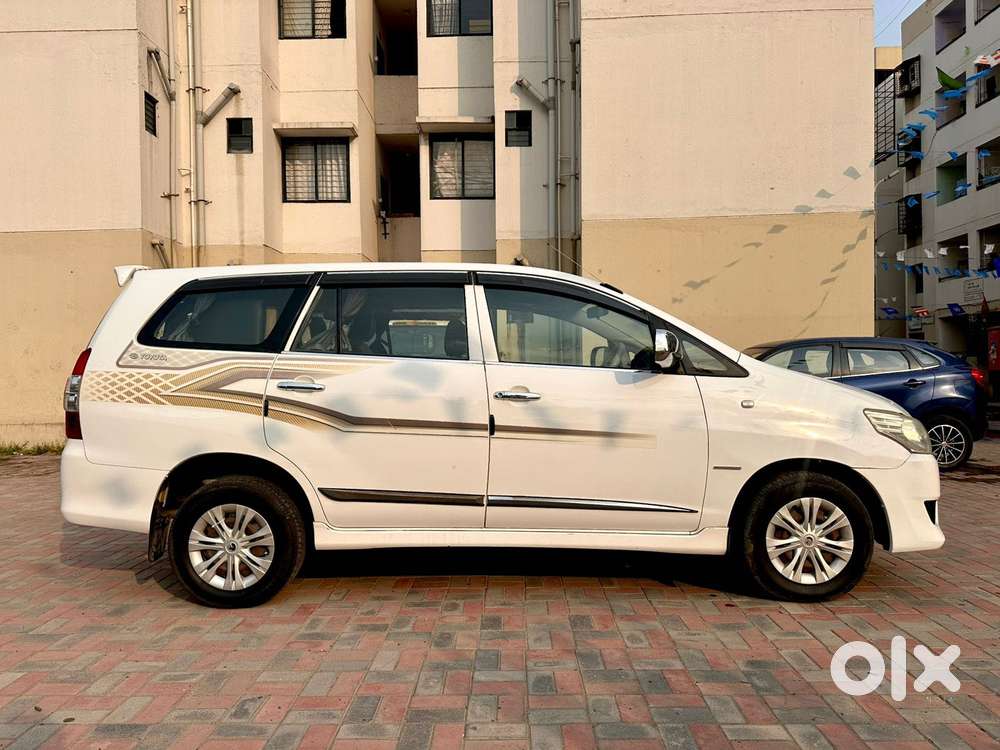 Toyota Innova 2.5 G (diesel) 7 Seater Bs Iv, 2013, Diesel