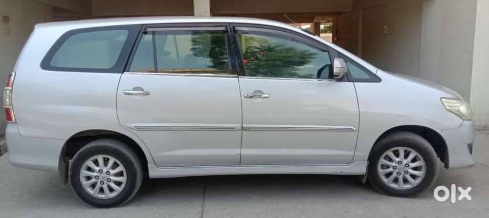 Toyota Innova 2.5 Vx 8 Str Bsiv, 2012, Diesel