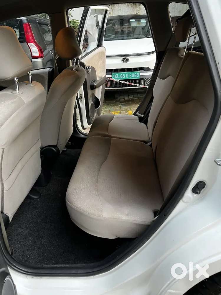 2011 Honda Jazz Full Option  Single Owner  Full Service History