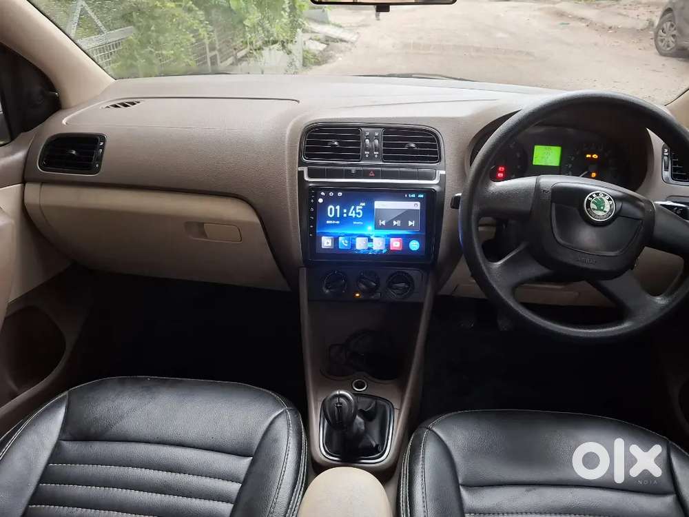 Skoda Rapid 1.6 Ambition 2012