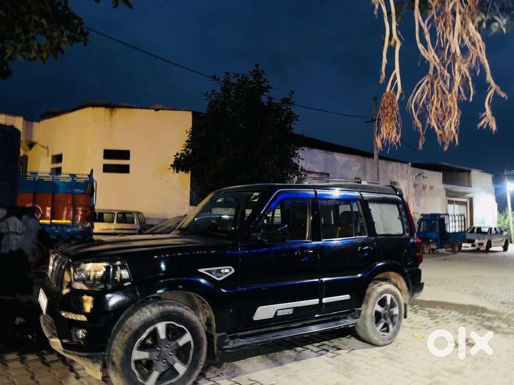 Mahindra Scorpio Classic 2023