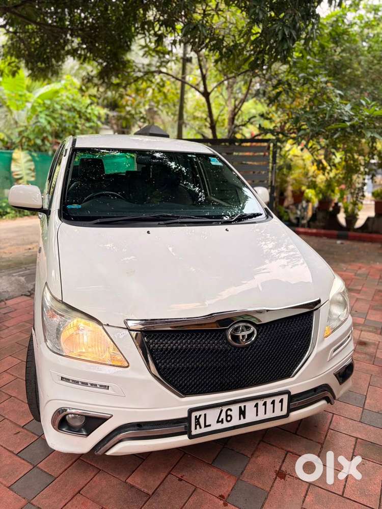 Toyota Innova, 2016 Model, 10 Year Toyota Authorized Service