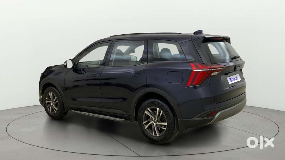 Mahindra Xuv700 2.0 Ax 5 Petrol At Str, 2023, Petrol