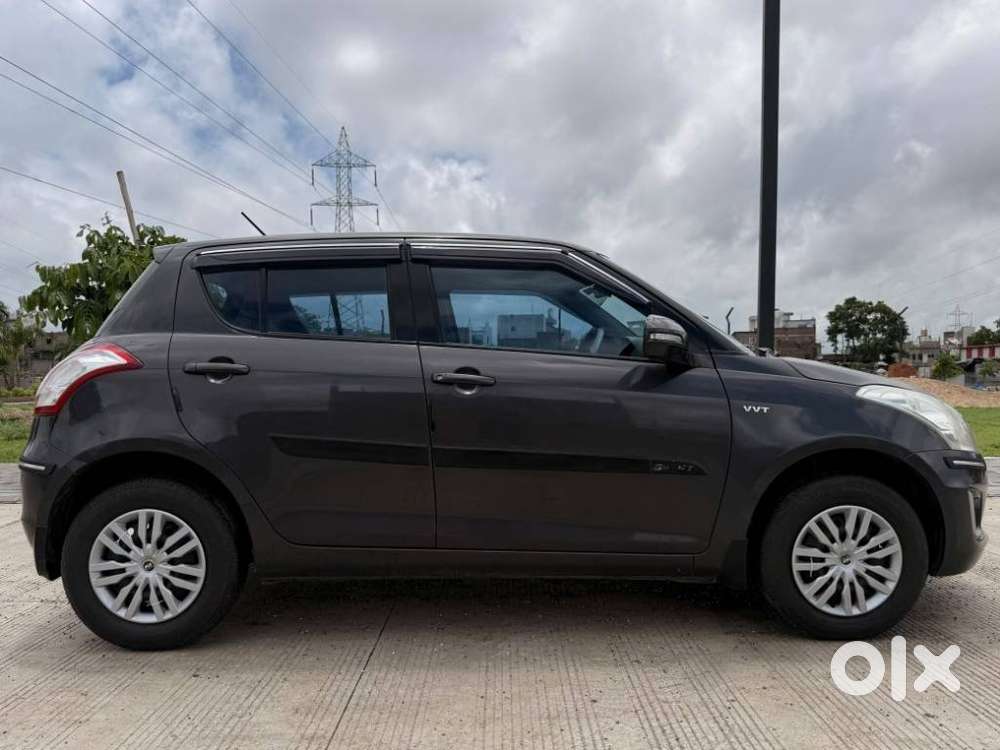 Maruti Suzuki Swift Vxi 1.2 Abs Bs-iv, 2017, Petrol