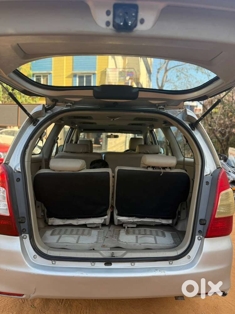 Toyota Innova 2012 Diesel Well Maintained