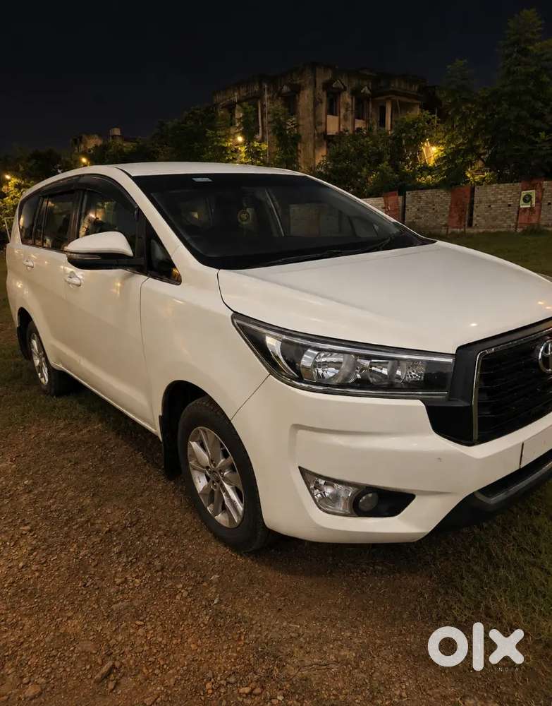 Toyota Innova Crysta 2017 Diesel Manual Urgent Sale