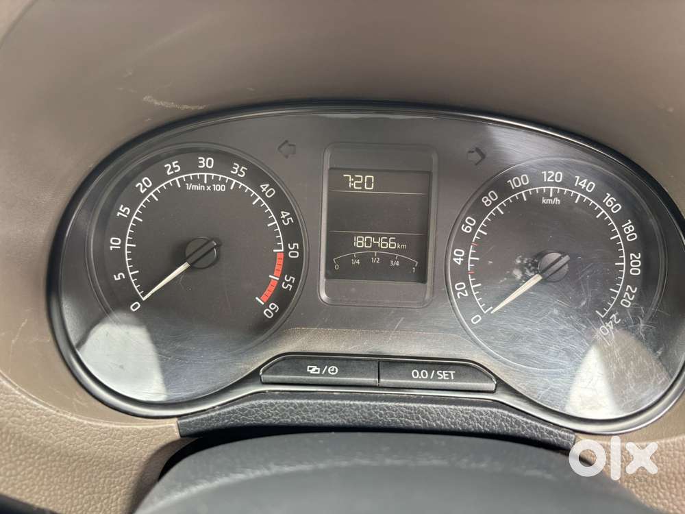 Skoda Rapid 1.6 Mpi At Elegance, 2015, Diesel