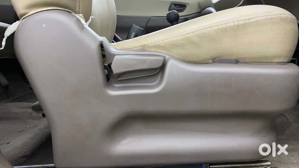 Maruti Suzuki Zen Estilo Lxi Bs Iv, 2012, Petrol