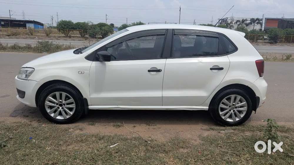 Volkswagen Polo Diesel 2010 All Seal Tyres With Alloy Wheels