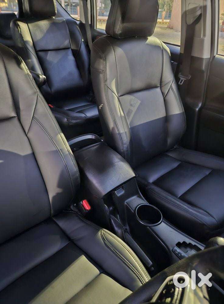 Toyota Innova Crysta